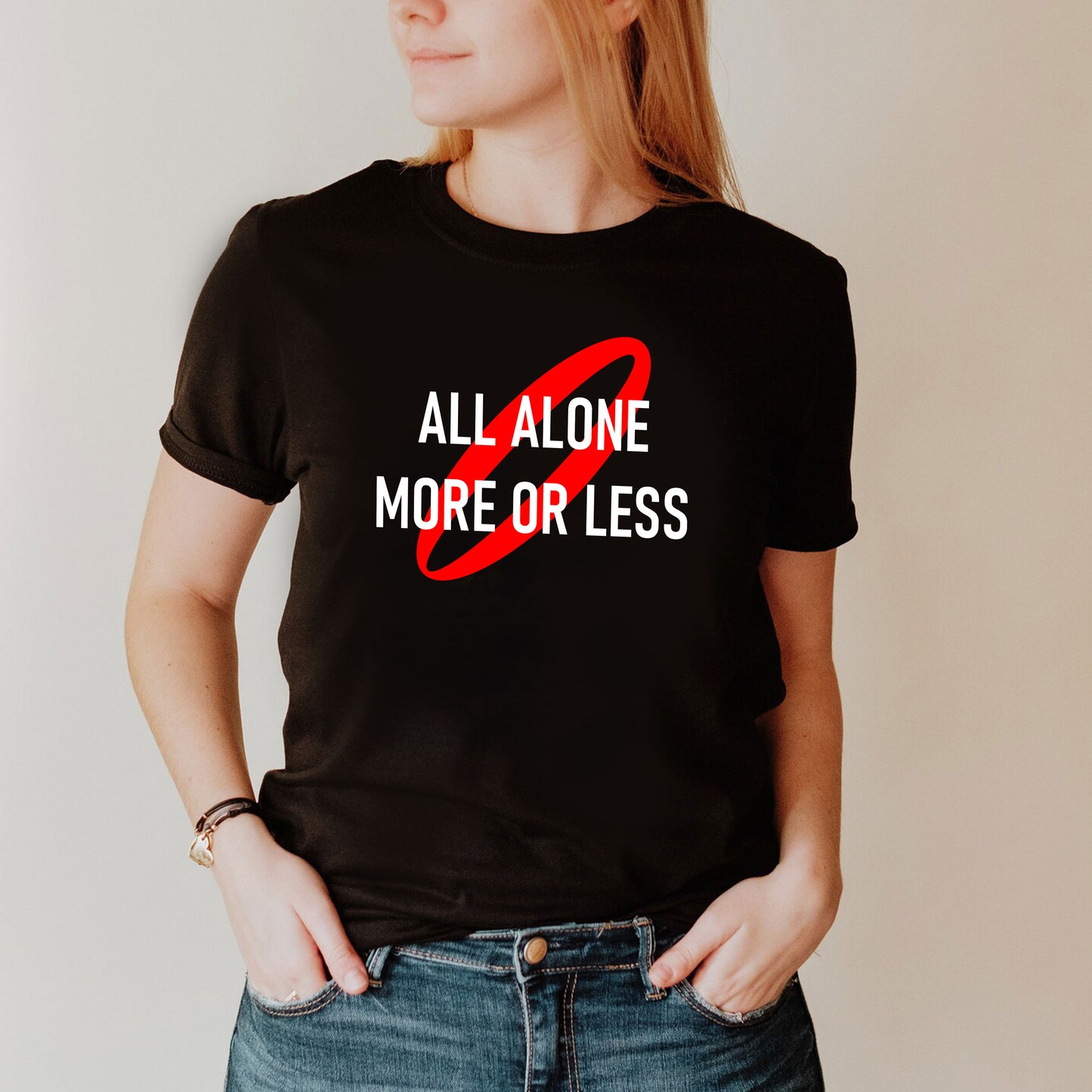 ALL ALONE MORE OR LESS - Red Dwarf T-shirt