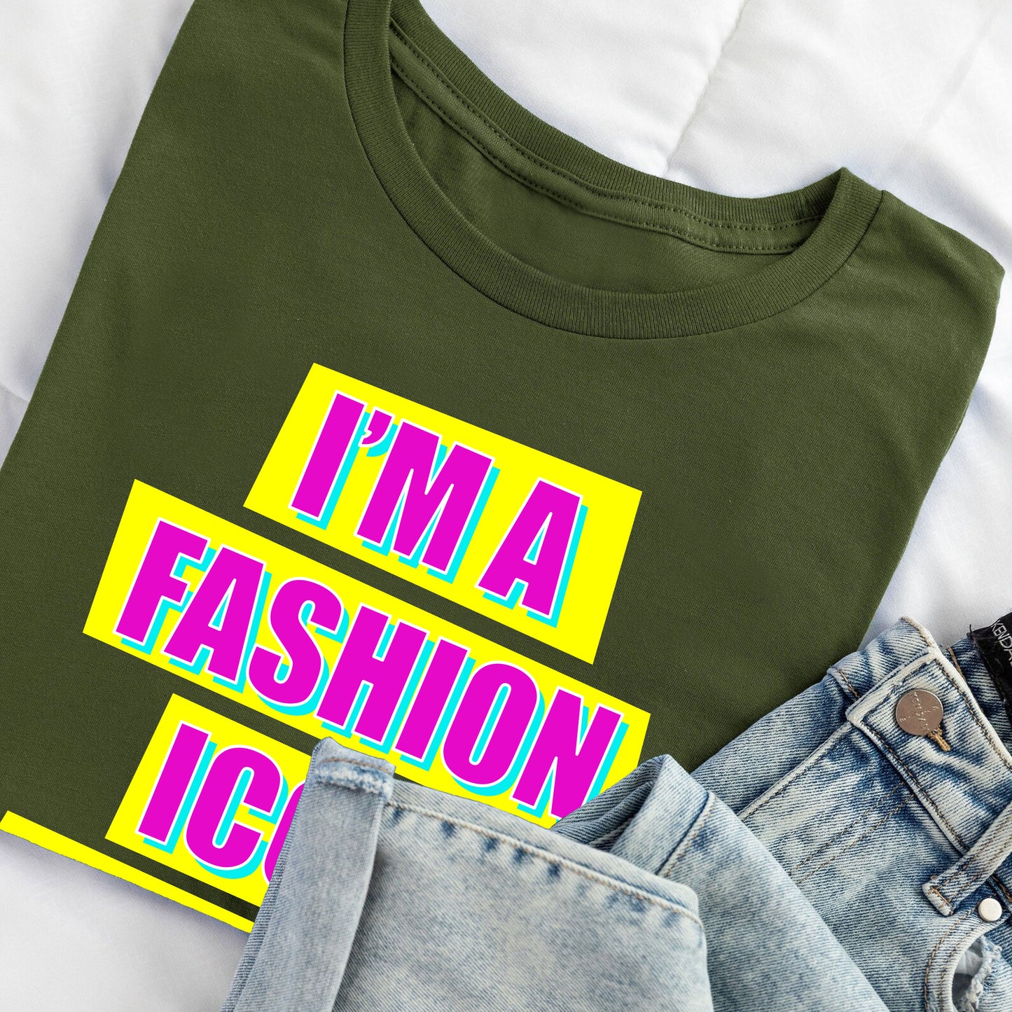 I'M A FASHION ICON, DARLING! - Absolutely Fabulous T-Shirt