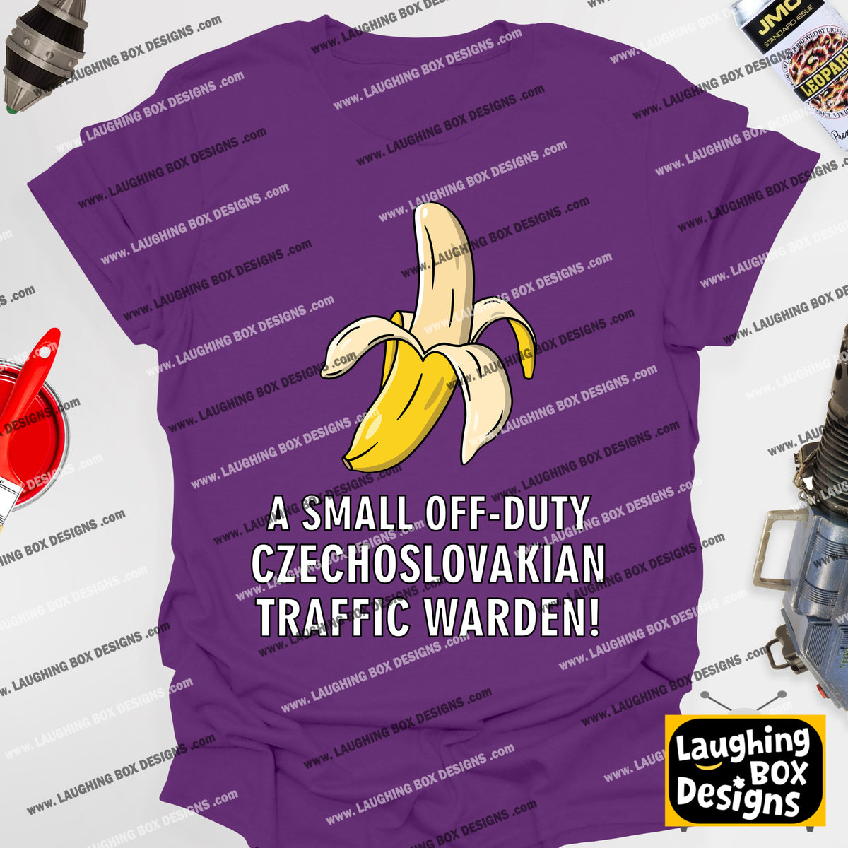 A SMALL OFF-DUTY CZECHOSLOVAKIAN TRAFFIC WARDEN! - Red Dwarf T-Shirt
